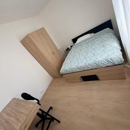 Apartament Grand T5 Climatise-4 Chambres-parking-tram 3min-8 Pers *