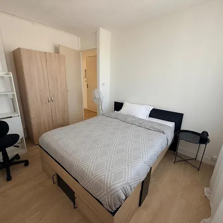 Grand T5 Climatise-4 Chambres-parking-tram 3min-8 Pers Appartement Montpellier